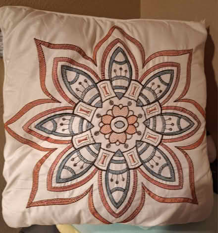 Photo of free Throw pillows (Encino/Tarzana) #2