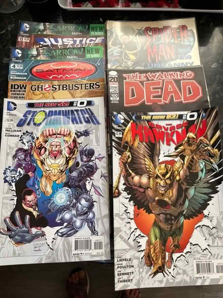 Photo of free 37 graphic comics (Woodside CR0) #1