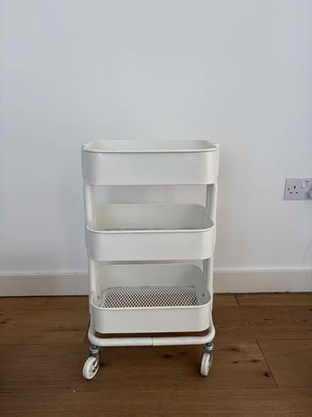 Photo of free White trolley (Saint Luke's EC1Y) #1