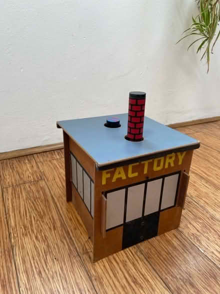 Photo of free Collapsing factory toy (St Just TR19) #2