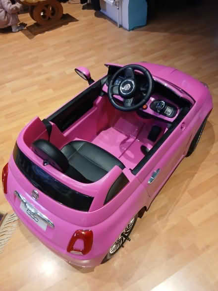 Photo of free Pink electric car (Clapham (SW4)) #1