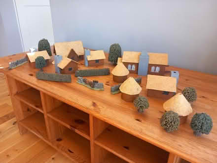 Photo of free model village (RG6 near Palmer Park) #1