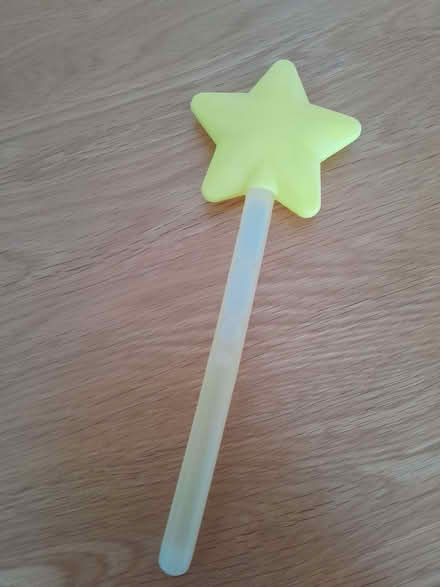 Photo of free Fairy wand toy (Southport PR9) #1