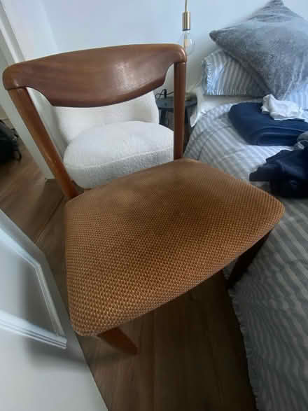 Photo of free Early 20th century chair (Latchmere SW11) #1