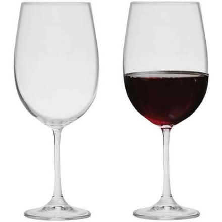 Photo of Stem glasses (OX4, Temple Cowley) #1