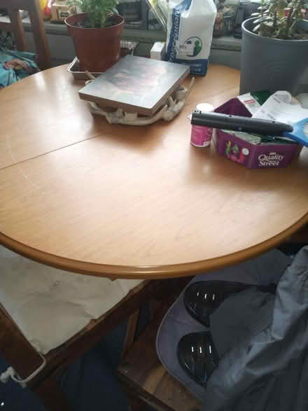 Photo of free Round dining table (Keighley BD21) #1