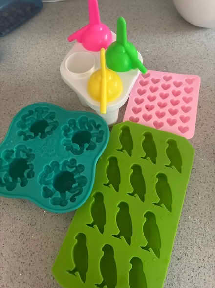 Photo of free Ice cube trays and lollies (Kingston KT2) #1