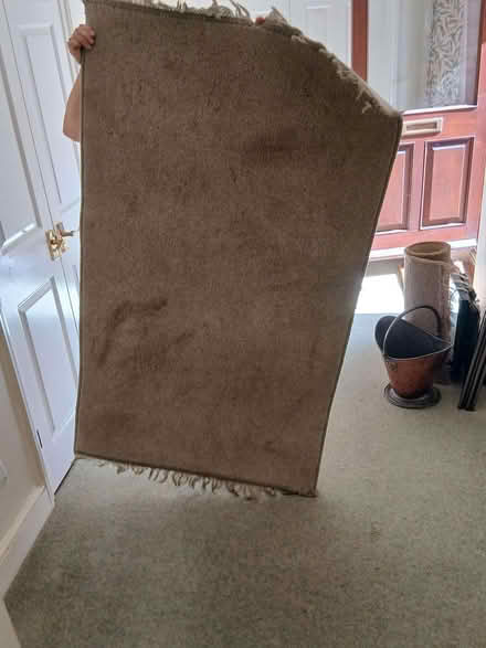 Photo of free Used 5foot rug (Brondesbury NW2) #1
