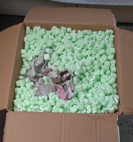 Photo of free Carboard Box + Filling (Welling DA16) #1
