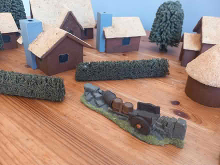 Photo of free model village (RG6 near Palmer Park) #2