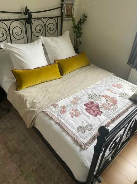Photo of free Standard double bed with metal frame (North Sheen TW9) #1