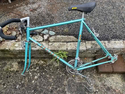 Photo of free Renovation project? Drop handlebar Peugeot bike (Arnside LA5) #2