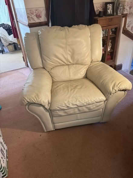 Photo of free Cream Leather Recliner Armchair (Barton Bendish PE33) #1
