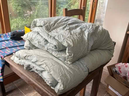 Photo of free Down/feather single duvet (Fairfield LA1) #2