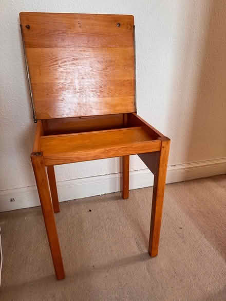 Photo of free School Desk (Whitchurch) #4
