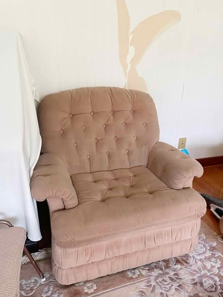 Photo of free 2-piece couch (Sheppard & Kennedy Scarborough) #3