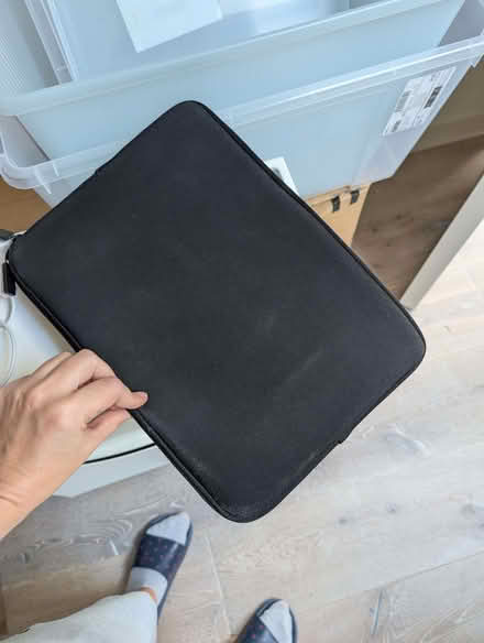Photo of free Laptop sleeve (Herne Hill SE24) #2