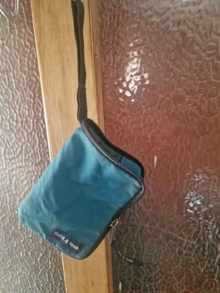 Photo of free Carrycase for guidebook (Stroud GL5) #1