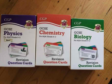 Photo of free AQA GCSE science flashcards (Girton CB3) #1
