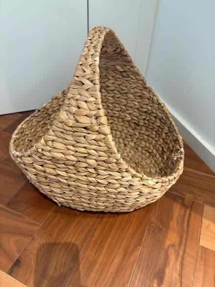 Photo of free Rattan basket (Vauxhall) #1