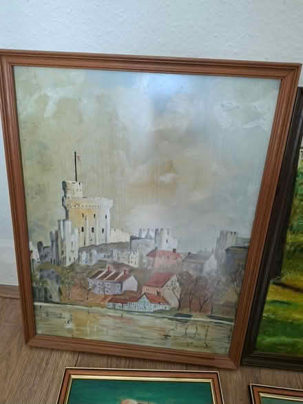 Photo of free Picture Frames (Welling DA16) #4