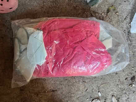 Photo of free Disposable painting overall and shoe covers (Fobbing SS17) #1