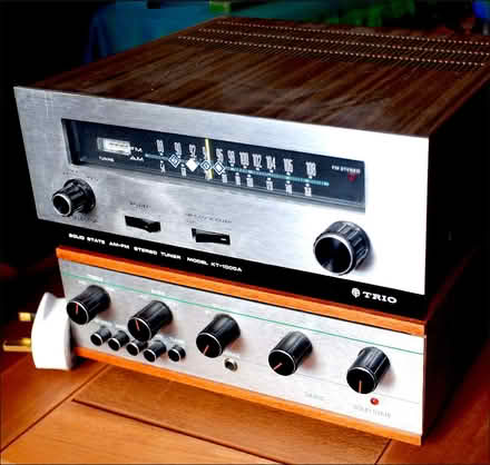 Photo of free HiFi FM/AM Tuner Amp (Formby L372DG) #2