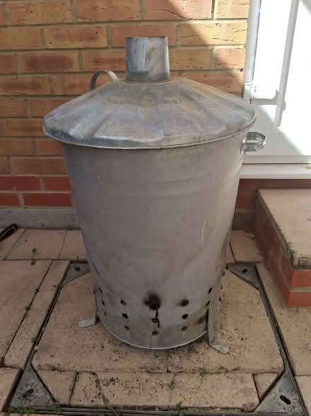 Photo of free incinerator fire bin galvanised garden burning rubbish trash (Ilford IG1) #1