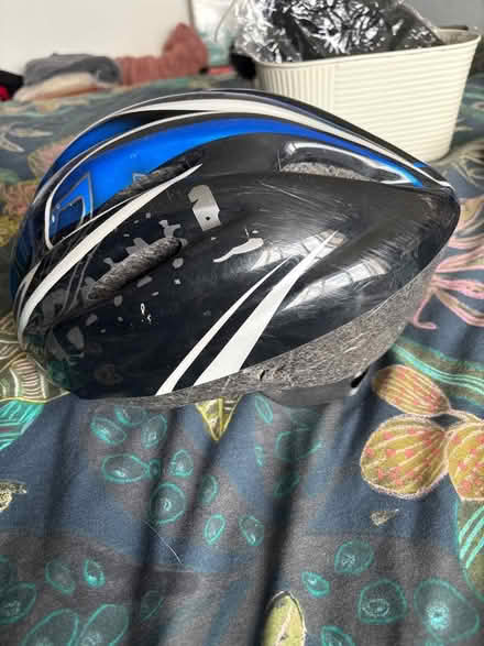 Photo of free Bike helmet (Knaphill GU21) #2