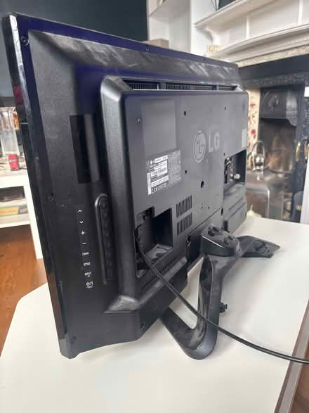 Photo of free LG television (Moseley B13) #3