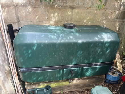 Photo of free 700l cubic waterbutt WITH LEAK (Headington OX3) #1