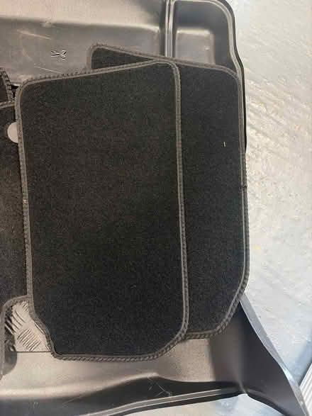 Photo of free Full set of Nissan Leaf car mats (Wokingham RG40) #3