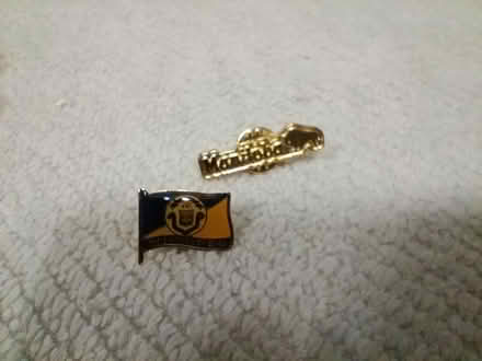 Photo of free Pins: Manitoba, Saskatchewan (Yonge/Sheppard) #1