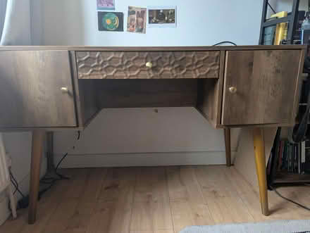 Photo of free Desk (Camberwell Green SE5) #1