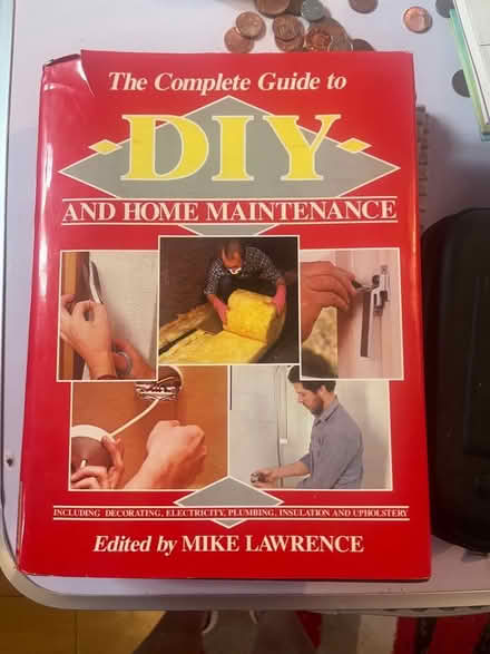 Photo of free DIY Book (Woodside CR0) #1