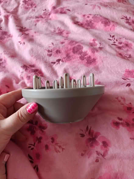Photo of free Hairdryer diffuser attachment (Leftwich CW9) #2