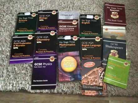 Photo of free GCSE CGP books (Orpington BR6) #2