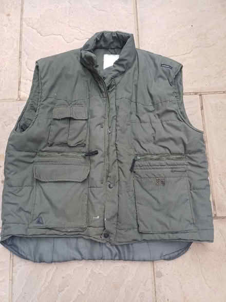 Photo of free Mens 3XL Gilet well used, ideal for outside jobs diy garden (Haylands Way MK41) #1