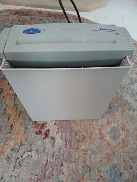 Photo of free Shredder (Bearton SG5) #1