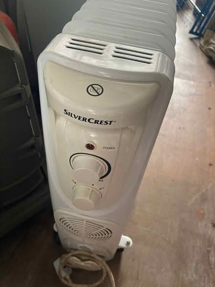 Photo of free Oil filled radiator (Ilminster, Somerset) #2