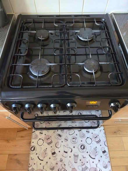 Photo of free Hotpoint HAG60K 60cm Gas Cooker - Black (Heston UB2) #2