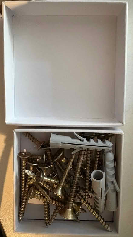 Photo of free Shelves wood (RG13GY) #2
