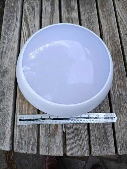 Photo of free LED ceiling lamp (Bray SL6) #1