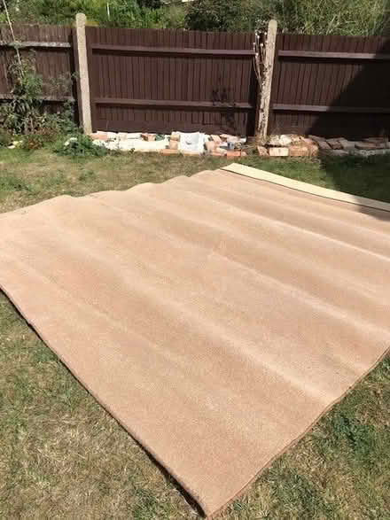 Photo of free Edged beige carpet (Kidlington OX5) #1