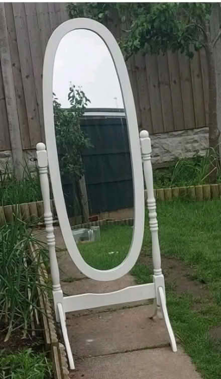 Photo of free Mirror (Tadworth KT20) #1