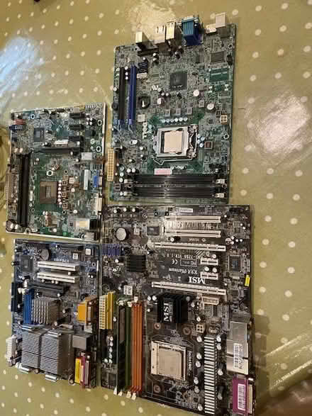 Photo of free computer bits (Tideswell SK17) #1