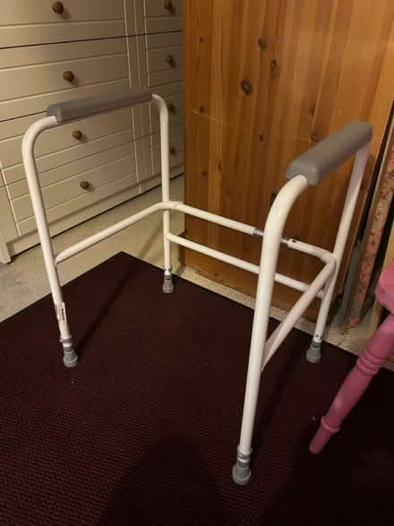 Photo of free Raiser seat (SS15 laindon) #1