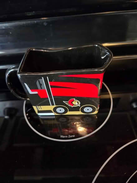 Photo of free Ottawa Senators Gravy Boat (NIB) (K2J0V1) #1
