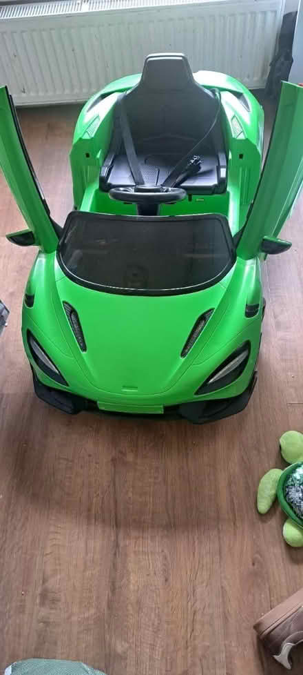 Photo of free Kids eletric car needs new battery (Harrow and Wealdstone HA3) #2