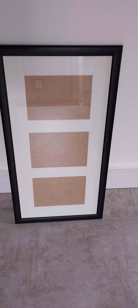 Photo of free Black edge photo frame (Emmbrook RG41) #1